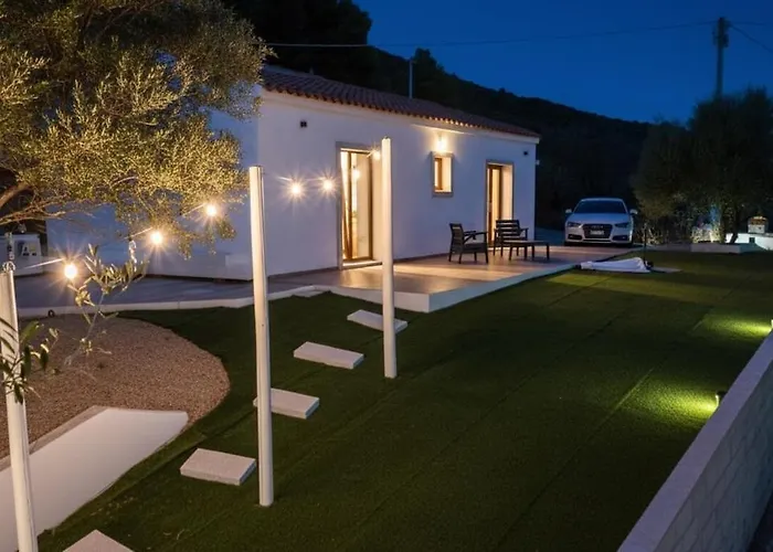 Restazzu, A New Idea Of Sardinian Stazzu * Brunella